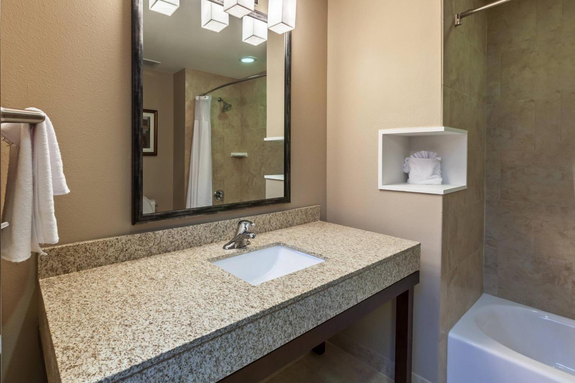 Отель Courtyard By Marriott Abilene Northeast Экстерьер фото